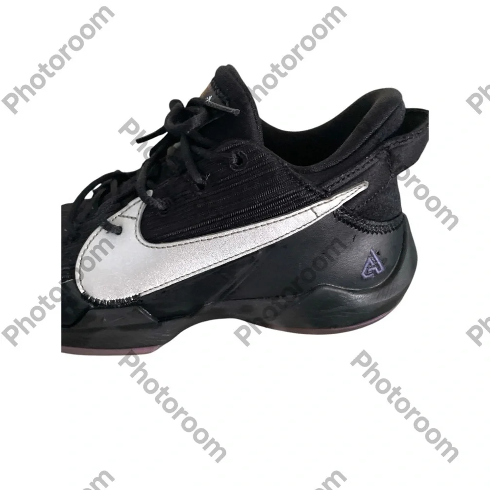 Nike Zoom freak 2 Sneakers Black and Silver